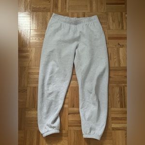 aritzia TNA cozy fleece boyfriend basic sweatpants